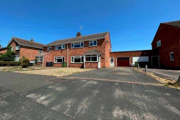 3 Bedroom Property To Rent In Drayton Avenue, Stratford-Upon-Avon, CV37