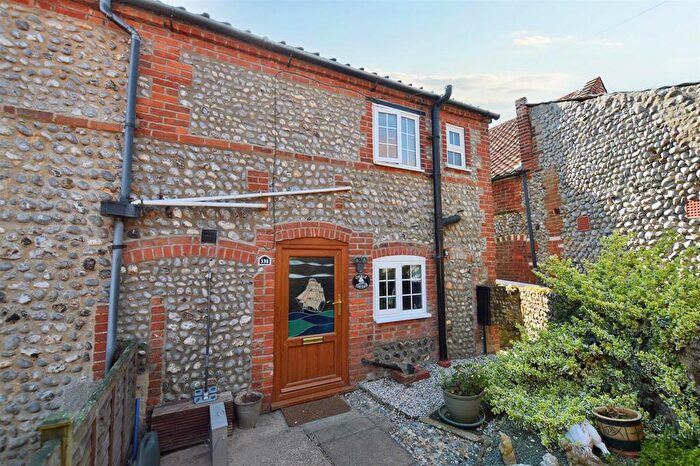 2 Bedroom Semi-Detached House For Sale In High Street New, Sheringham, NR26