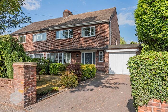 3 Bedroom Semi-Detached House For Sale In Newton Road, Lowton, WA3