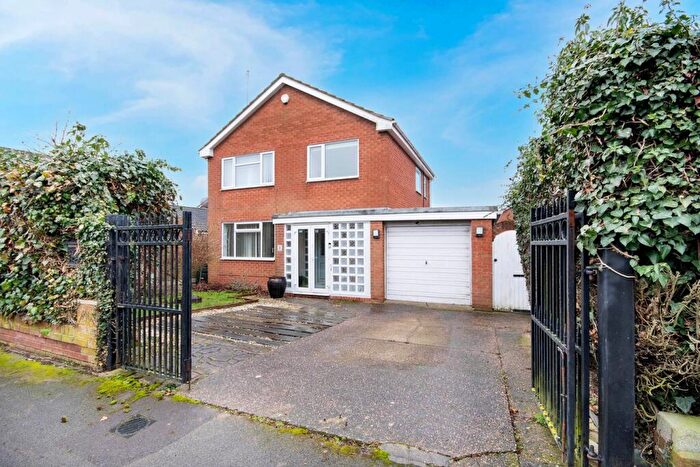 3 Bedroom Detached House For Sale In Yew Tree Road, Elkesley, Retford, DN22