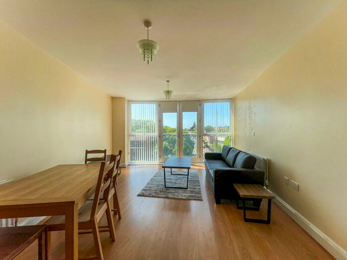 2 Bedroom Apartment To Rent In Lee Bank Middleway, B15