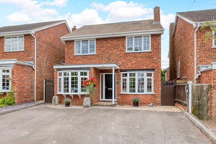 4 Bedroom Detached House To Rent In Horseshoe Close, Dunton, SG18