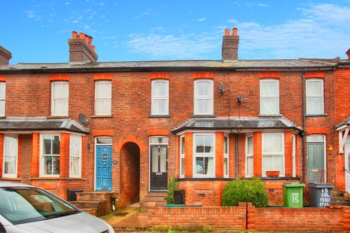 3 Bedroom Cottage To Rent In Salisbury Road, Harpenden, Hertfordshire, AL5