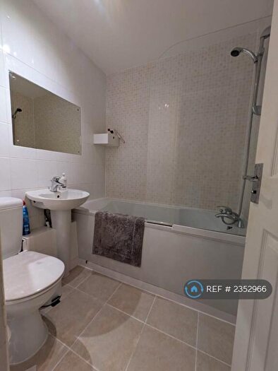 1 Bedroom Flat To Rent In Cheriton Road, Folkestone, CT20