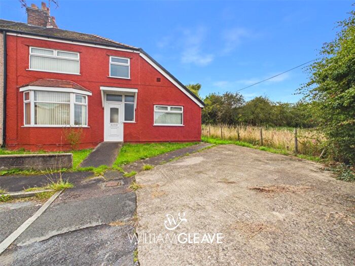 4 Bedroom Semi-Detached House For Sale In Oak Grove, Flint, Flintshire, CH6