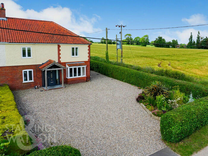 4 Bedroom Semi-Detached House For Sale In Westfield, Upton, Norwich, NR13