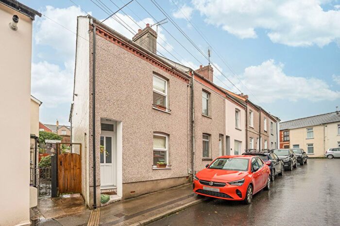 2 Bedroom End Terrace House For Sale In St. Helens Road, Abergavenny, NP7