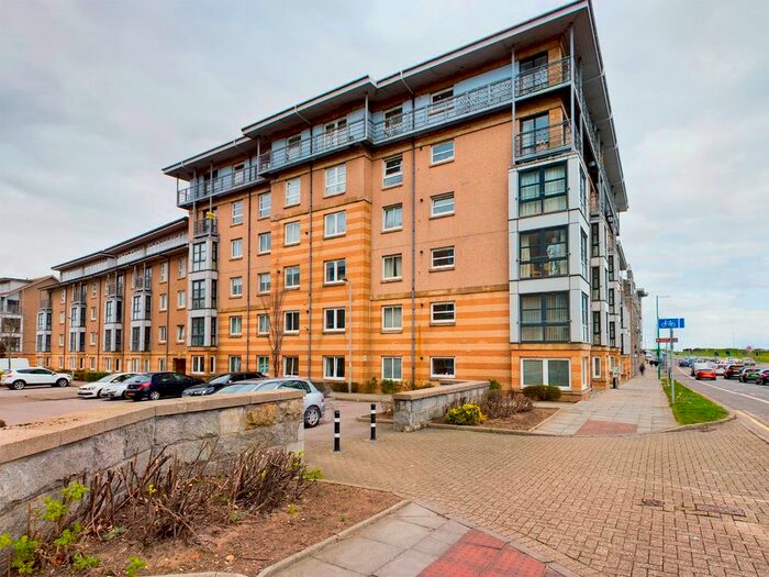 2 Bedroom Flat To Rent In Bannermill Place, Aberdeen, AB24