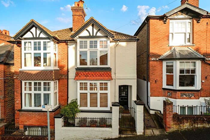 3 Bedroom Semi-Detached House For Sale In Oxford Road, Guildford, GU1