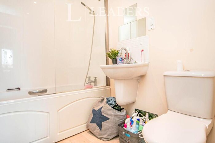 2 Bedroom Apartment To Rent In Quayside Drive, , Colchester, CO2