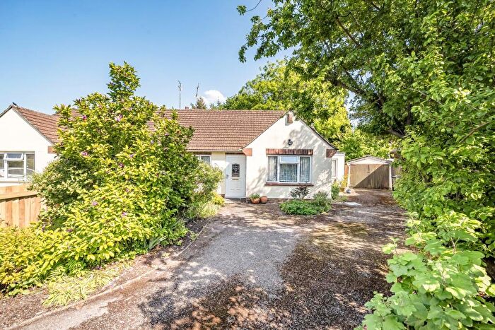 2 Bedroom Bungalow For Sale In Beckford Close, Warminster, BA12