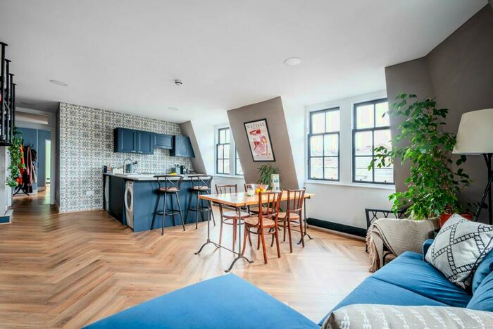 2 Bedroom Apartment To Rent In Rivington Street, Shoreditch, EC2A