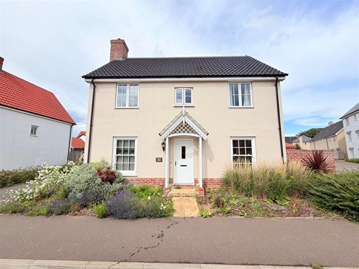 3 Bedroom Detached House For Sale In Quarry Avenue, Needham Market, Suffolk, F, IP6