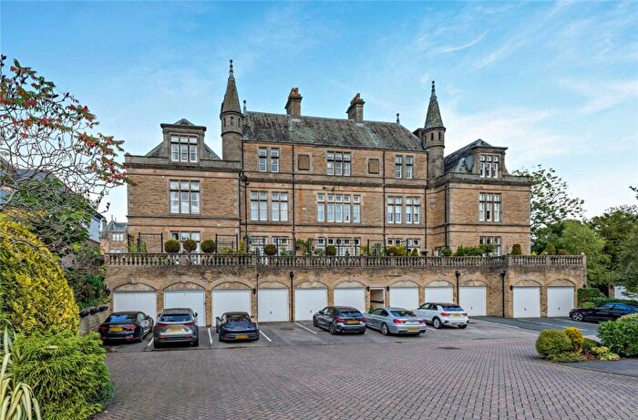 3 Bedroom Penthouse For Sale In Apartment, Ellis House, Ellis Court, Harrogate, North Yorkshire, HG1