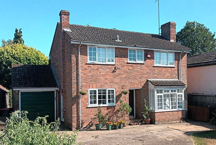 4 Bedroom Detached House For Sale In Hockliffe Road, Tebworth, Leighton Buzzard, LU7