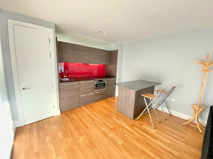 2 Bedroom Apartment To Rent In The Quad, Highcross Street, LE1