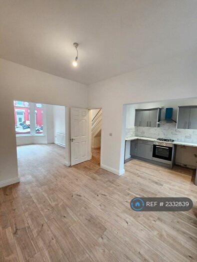 3 Bedroom End Of Terrace House To Rent In Woodhall Road, Liverpool, L13