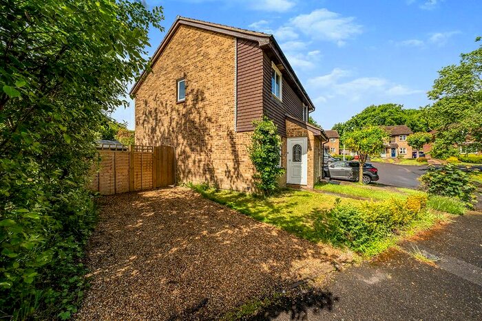 3 Bedroom Semi-Detached House To Rent In Rockington Way, Crowborough, East Sussex, TN6