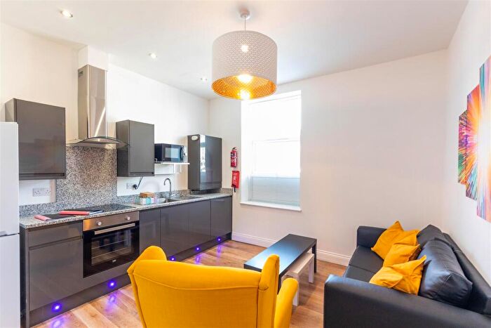 3 Bedroom Apartment To Rent In £pppw - Ridley Place, Newcastle Upon Tyne, NE1