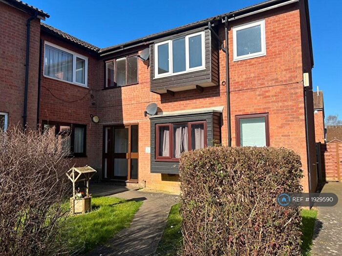 1 Bedroom Flat To Rent In Denmead, Milton Keynes, MK8