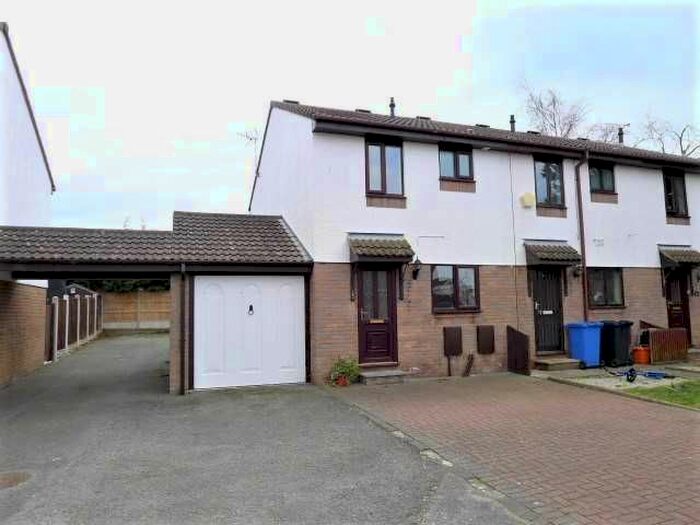 2 Bedroom Semi-Detached House To Rent In Lon Cadfan, Prestatyn, LL19