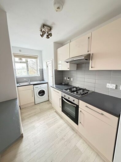 2 Bedroom Flat To Rent In Byron Road, Harrow, HA1