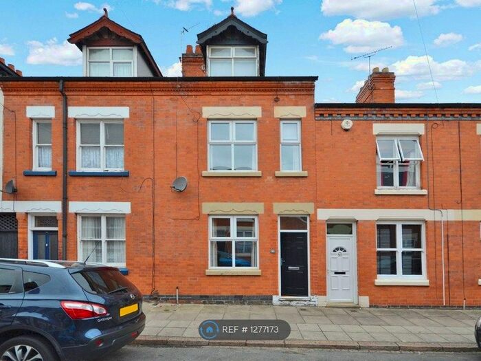 3 Bedroom Terraced House To Rent In Henton Road, Leicester LE3