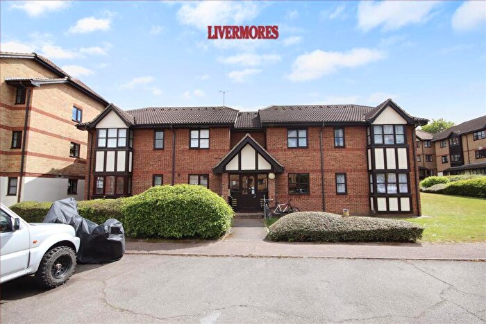1 Bedroom Flat To Rent In Hardwick Crescent, Dartford, DA2