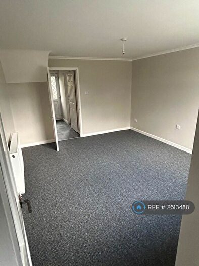 2 Bedroom Terraced House To Rent In Brevere Road, Hull, HU12