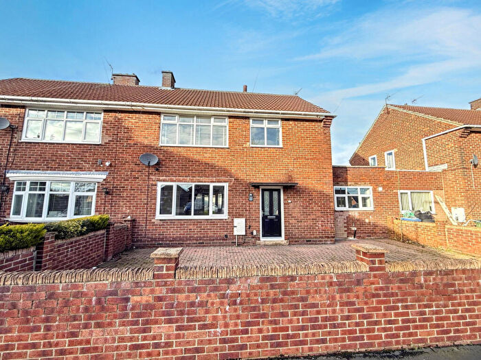 3 Bedroom Semi Detached House For Sale In Ashbrooke Estate, Shotton Colliery, Durham, Durham, DH6