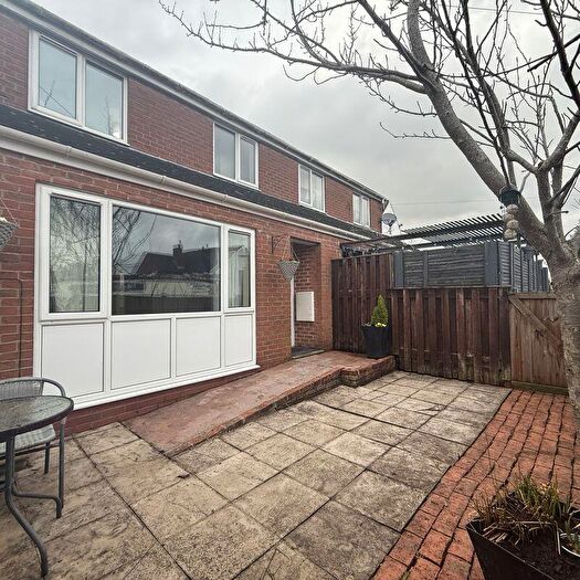 2 Bedroom Semi Detached House For Sale In Ashbourne Road, Stoke-On-Trent, ST10