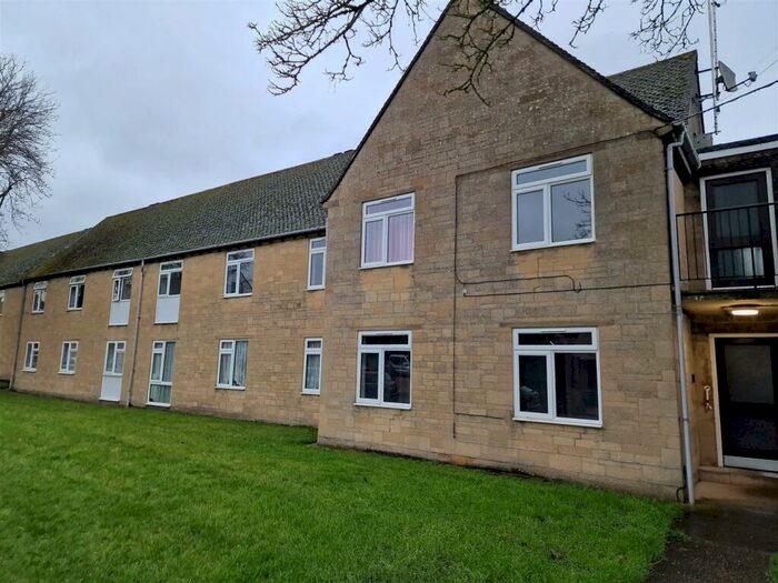 2 Bedroom Apartment To Rent In Trafalgar Road | Cirencester, GL7