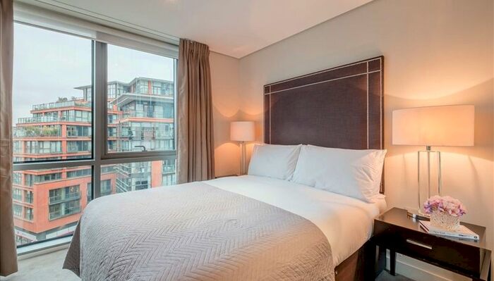 3 Bedroom Flat To Rent In Merchant Square East, London, W2