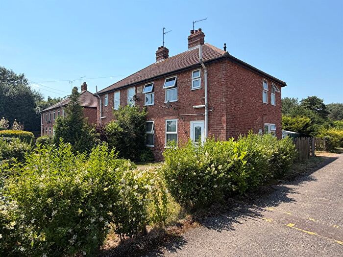 3 Bedroom Semi-Detached House For Sale In Hospital Drove, Long Sutton, Spalding, PE12