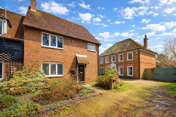 3 Bedroom Semi-Detached House For Sale In Mill Close, Wickhambreaux, CT3