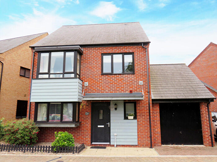 4 Bedroom Detached House To Rent In Bluegown Avenue, Leybourne, West Malling, ME19