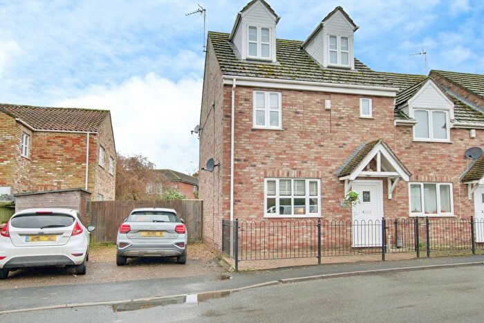 3 Bedroom Semi Detached House For Sale In Norfolk Street, Wimblington, PE15