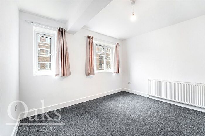 2 Bedroom Flat To Rent In Warwick Gardens, Thornton Heath, CR7