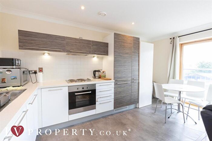 2 Bedroom Apartment To Rent In Irving Street, City Centre, Birmingham, West Midlands, B1
