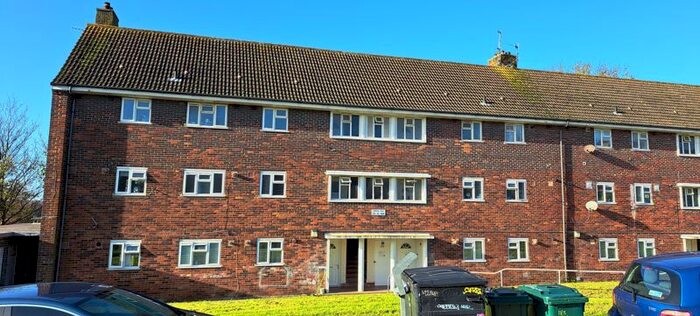 3 Bedroom Flat To Rent In Horton Road, Brighton, BN1