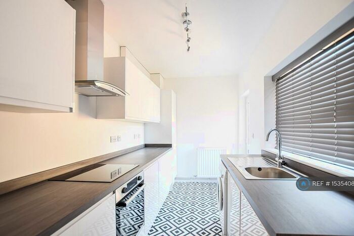 3 Bedroom Terraced House To Rent In Meredith Street, Crewe, CW1