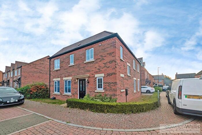 3 Bedroom Detached House For Sale In Wheatsheaf Way, Stamford, PE9