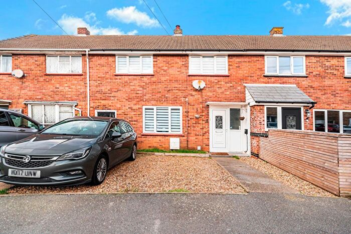 3 Bedroom Terraced House For Sale In Telford Road, Braintree, CM7