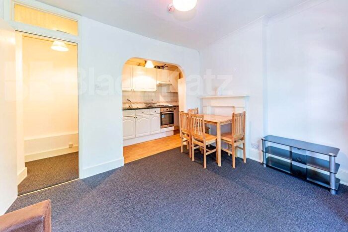 2 Bedroom Flat To Rent In Camden Road, Camden Borders, N7
