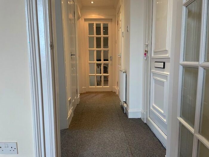 2 Bedroom Flat To Rent In Main Road, Fairlie, North Ayrshire, KA29