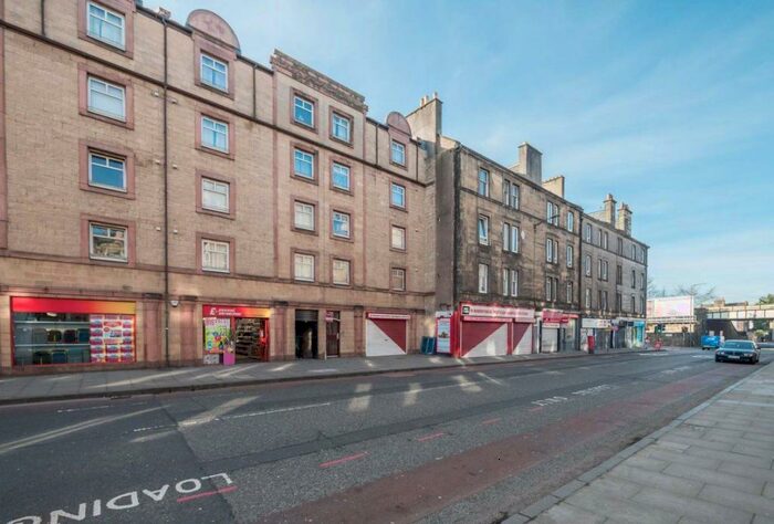 2 Bedroom Flat To Rent In Gorgie Road, Gorgie, EH11