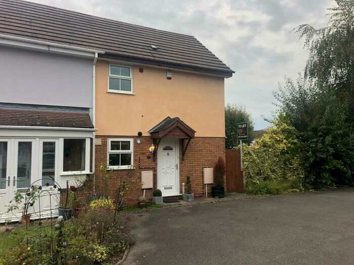 2 Bedroom Terraced House To Rent In Kerswell Drive, Monkspath, B90