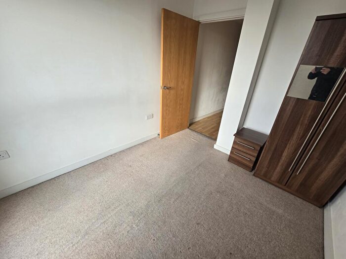2 Bedroom Flat For Sale In Echo Central, Cross Green Lane, Leeds, West Yorkshire, LS9