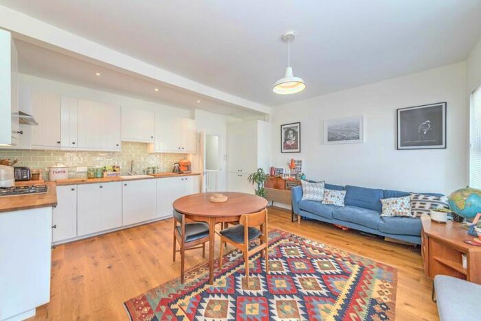 2 Bedroom Flat To Rent In Oldfield Road, Harlesden, NW10