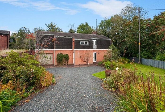 4 Bedroom Detached House For Sale In Edenvale Park, Dunmurry, BT17